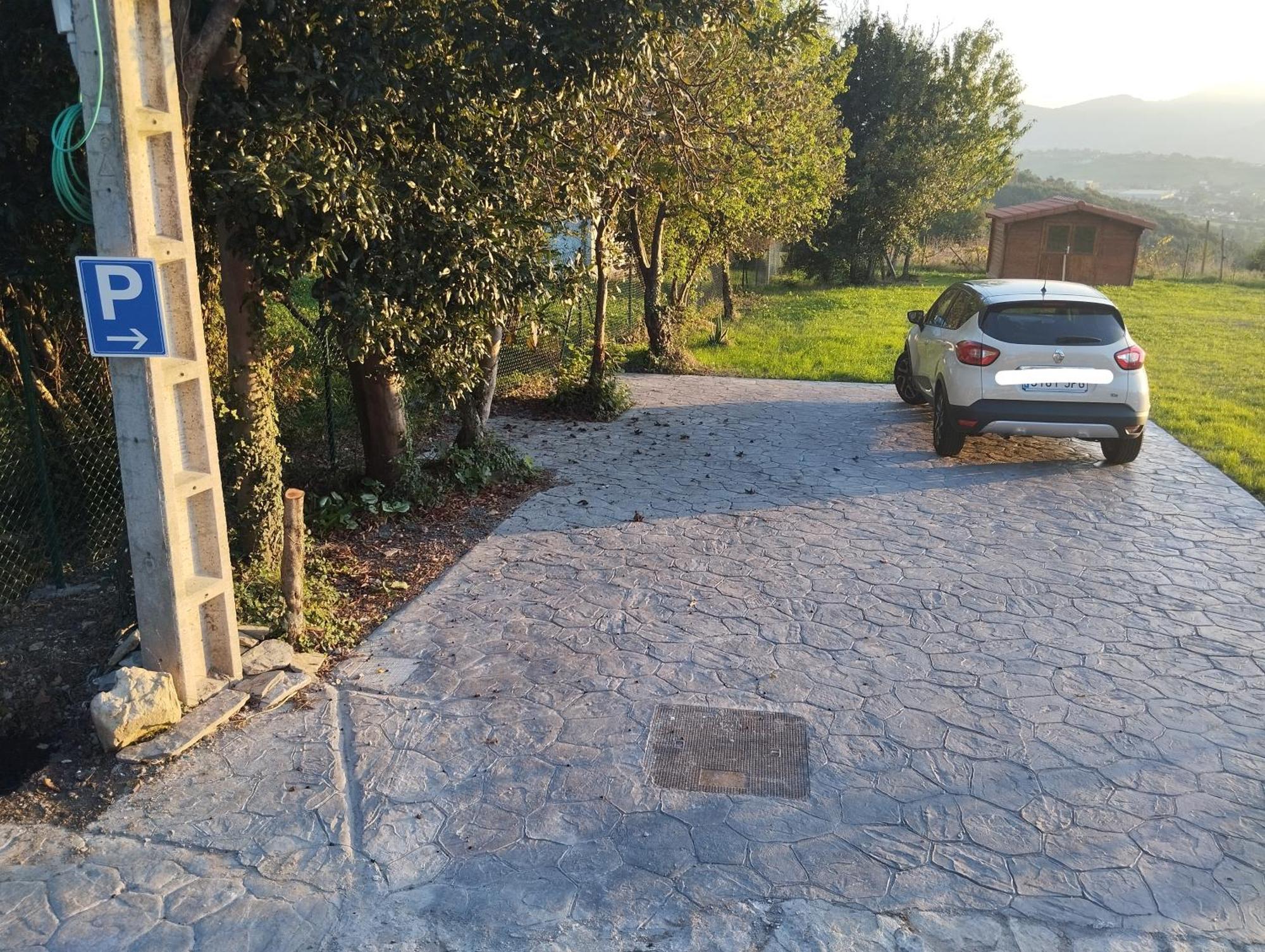 Bilbao Nature With Parking By Aston *